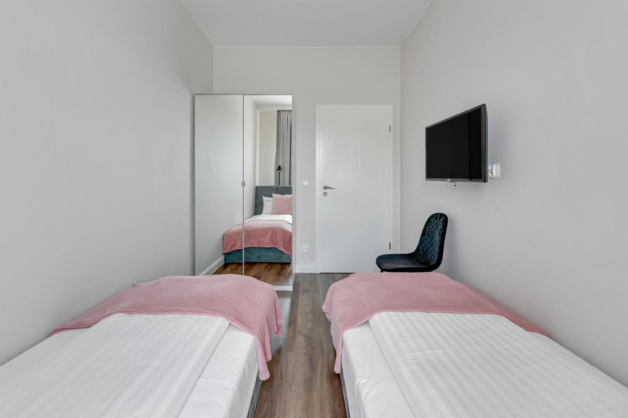 Apartment Scala By Moderna Profit- Lakowa 60c- Parking